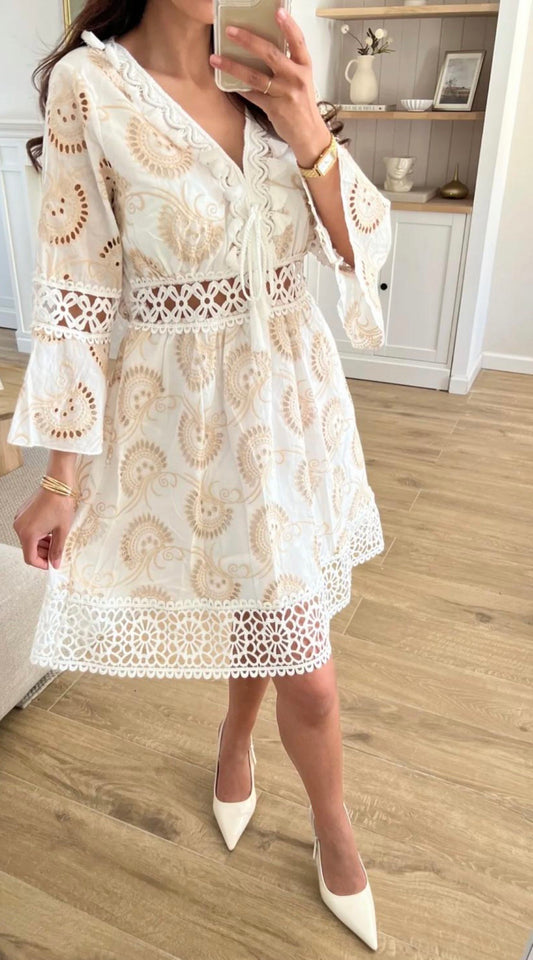 Tunique bohème en broderie anglaise